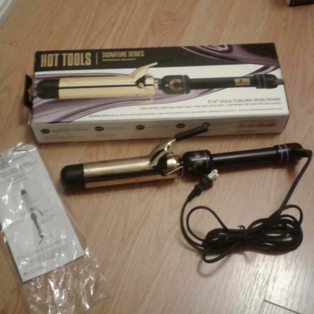 Hot Tools 1 1/2" Gold Curling Iron Wand